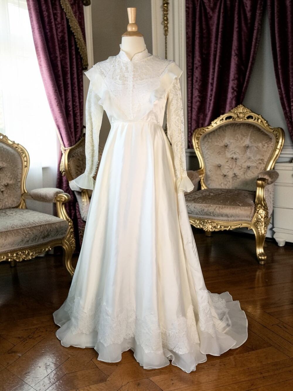 Vintage Alfred Angelo Edythe Vincent Style 1506T Detachable Train Wedding Gown